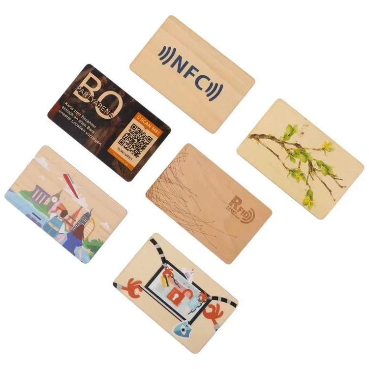 Carte de visite d'hôtel en bois RFID écologique Carte de visite en bambou NFC
