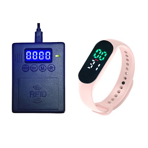 Bracelet de rappel de compte à rebours RFID en silicone HF personnalisé pour les aires de jeux à frais chronométrés