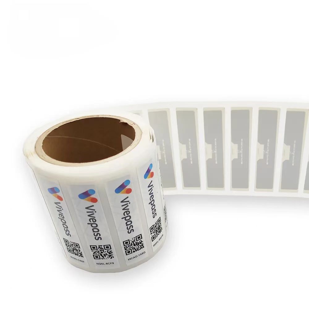 Étiquette autocollante de pare-brise de stationnement de voiture UHF RFID inviolable en gros H3 Alien 9654 pour le suivi des véhicules