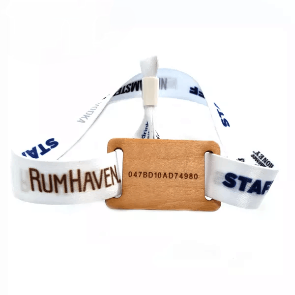 Bracelet en tissu RFID en bois recyclé respectueux de l'environnement