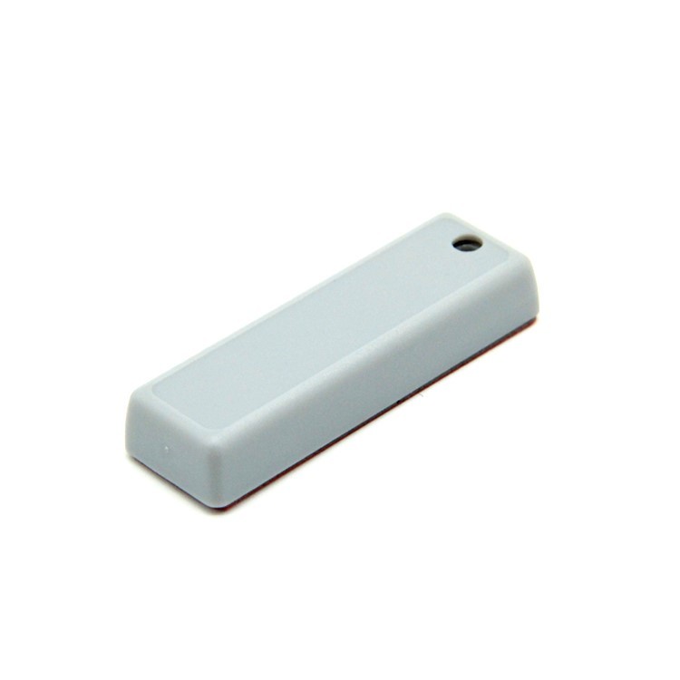 Étiquette rigide passive UHF spéciale U CODE7 longue distance de lecture anti-métal RFID ABS étiquette rigide intelligente
