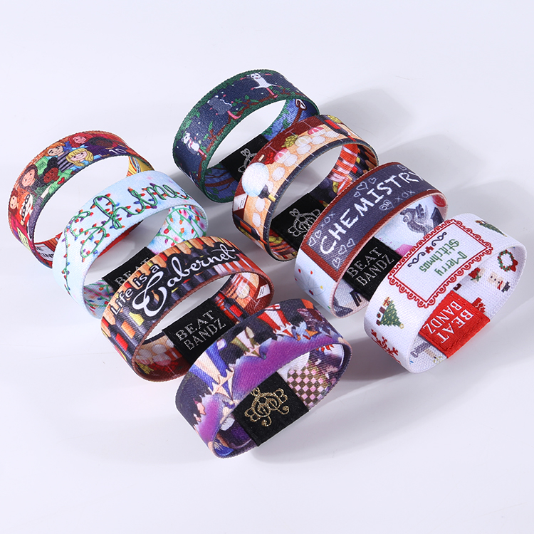 Bracelets élastiques en polyester extensibles personnalisés, vente en gros en usine, étiquettes tissées, sublimation