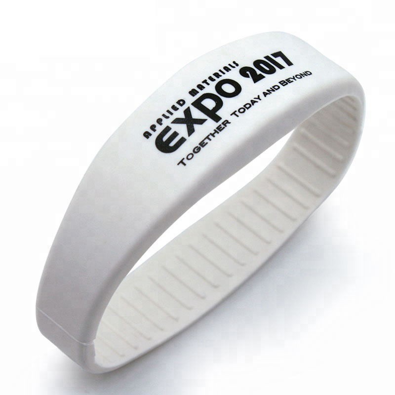 Bracelet RFID étanche personnalisé pour parcs aquatiques et complexes hôteliers