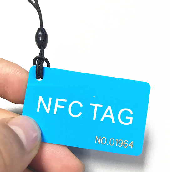 Étiquette imprimée NFC RFID PVC pour le suivi des actifs