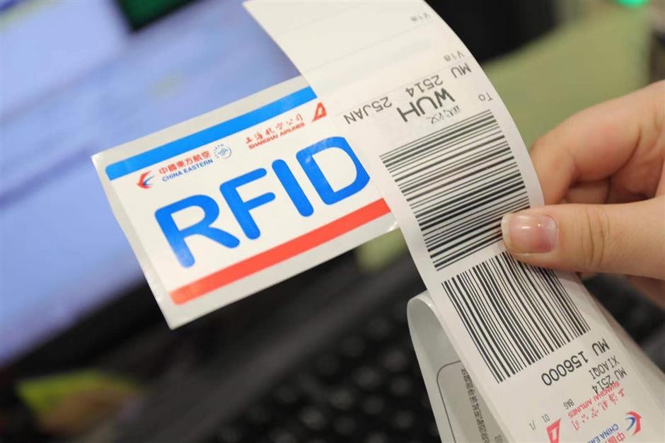 Les compagnies aériennes utilisent la technologie RFID pour améliorer la gestion des équipements d'urgence