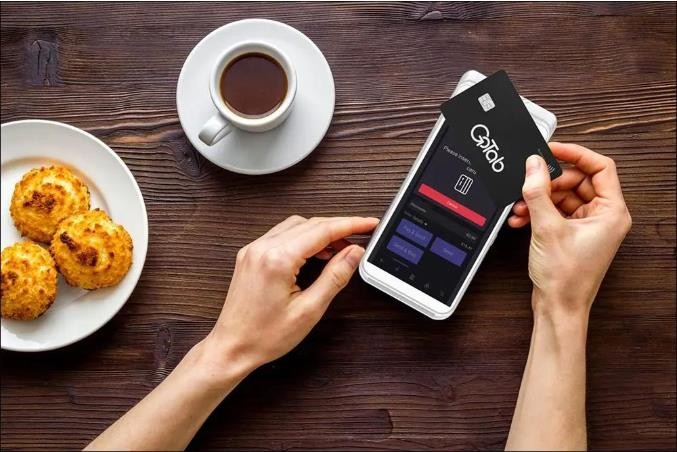 RFID nouvelle dynamique, une carte peut être dépensée dans les magasins du centre commercial