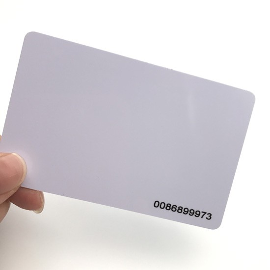Meilleure carte NFC prépayée avec puce Ntag213 13,56 MHz