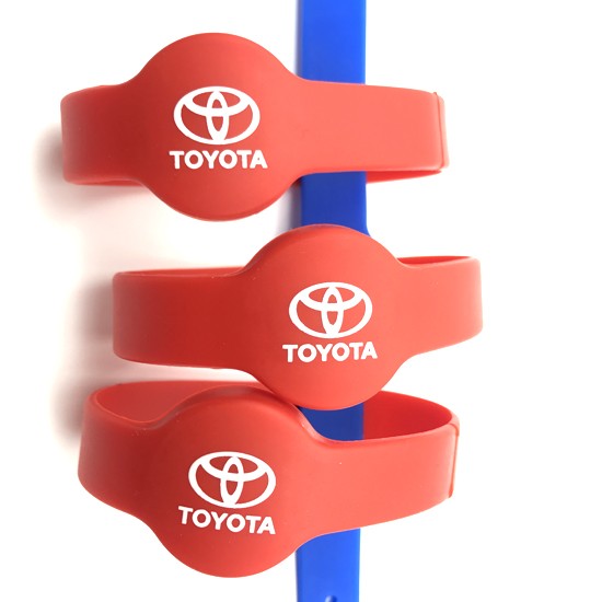 Bracelets RFID en silicone étanches HF 13,56 MHz pour festivals