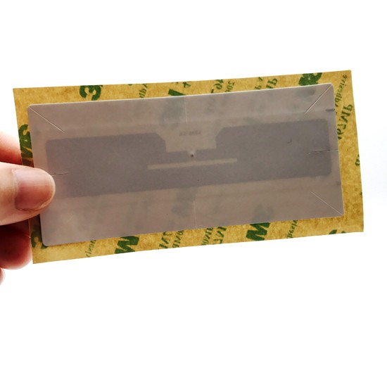 Étiquette adhésive RFID UHF 3M pour pare-brise de véhicule