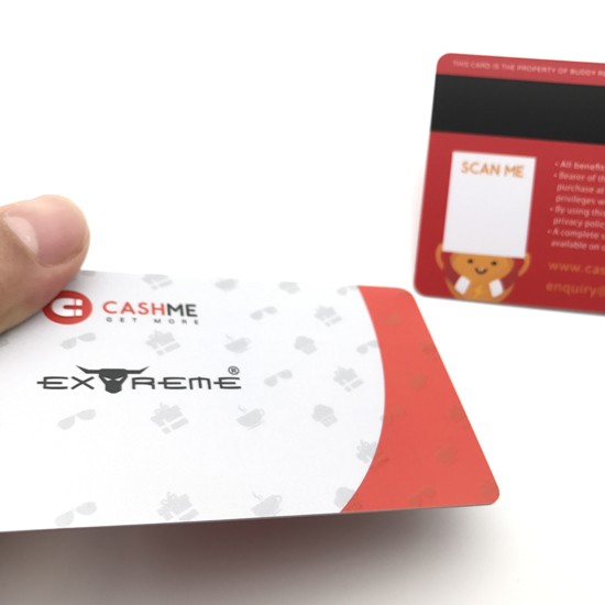 Carte de fidélité imprimée offset avec spot UV