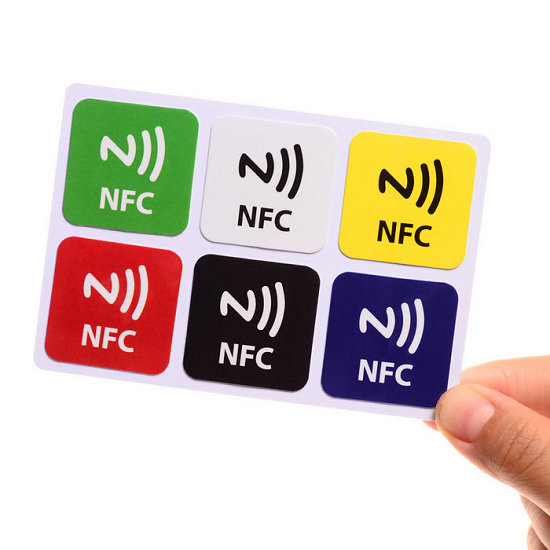Étiquette autocollante NFC passive jetable 13,56 MHz
