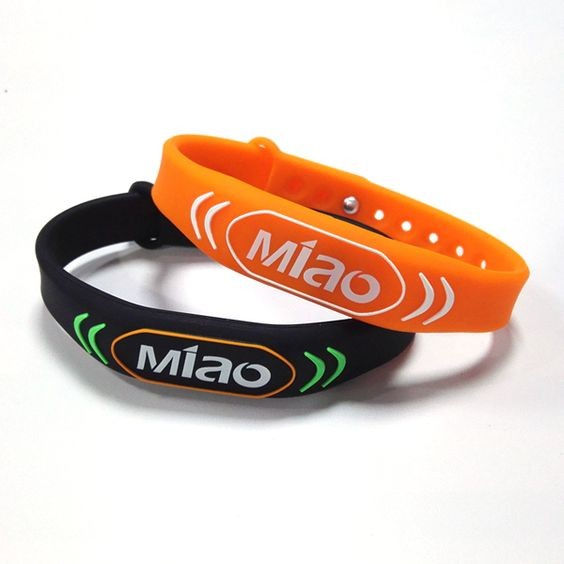 Bracelet RFID en silicone étanche 13,56 MHz, programmable et réglable, pour piscine