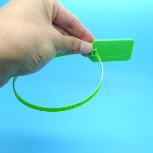 Étiquettes de câble RFID en plastique UHF avec fermeture éclair et Alien H3