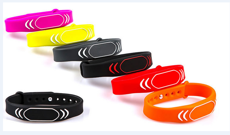 Bracelet RFID en silicone GYM pour piscines Bracelet intelligent NFC/RFID