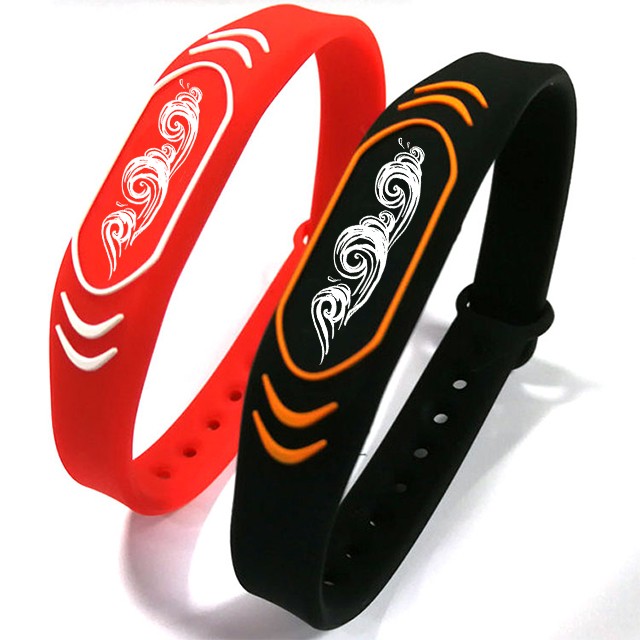 Bracelet intelligent RFID en silicone 13,56 MHz avec contrôle d'accès GYM étanche