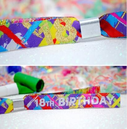 Bracelets de fête pour le 18e anniversaire