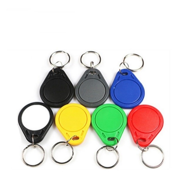 Porte-clés personnalisé NFC RFID, carte étanche réinscriptible et pratique