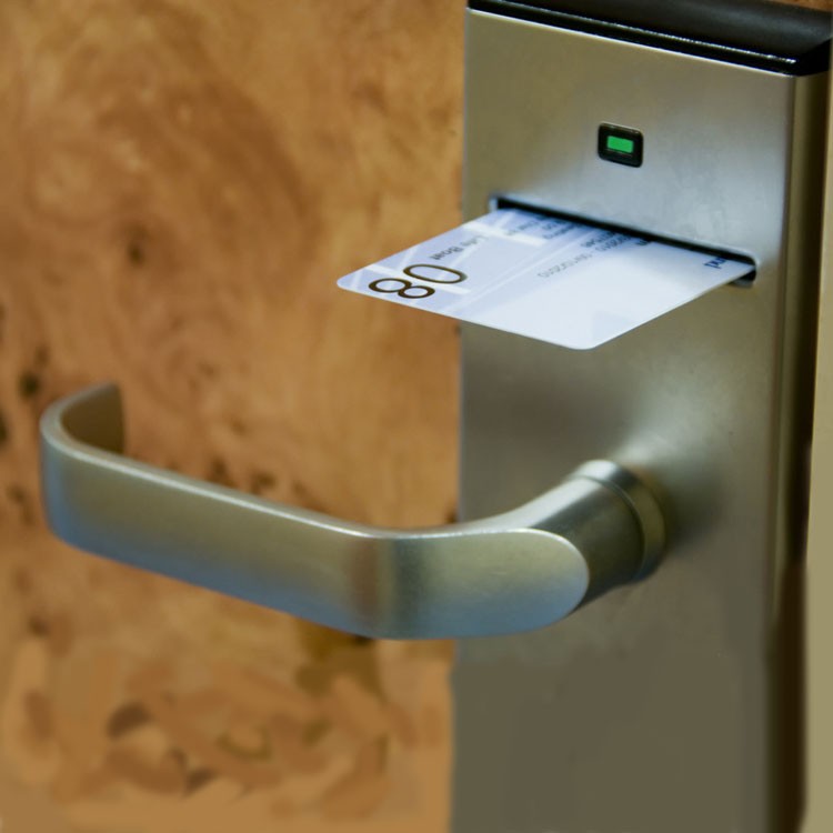 Carte d'identité EM-ID RFID de proximité 125 kHz/carte d'hôtel RFID en PVC pour le contrôle d'accès aux portes