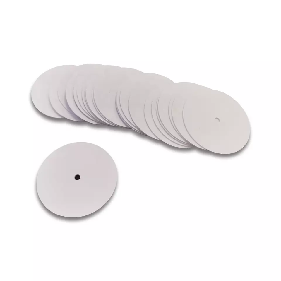 Étiquette de pièce de monnaie en PVC RFID de taille personnalisée 860-960 MHz 13,56 MHz Carte de pièce de monnaie RFID 125 kHz