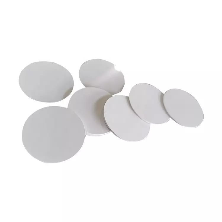 Étiquette de pièce de monnaie en PVC RFID de taille personnalisée 860-960 MHz 13,56 MHz Carte de pièce de monnaie RFID 125 kHz