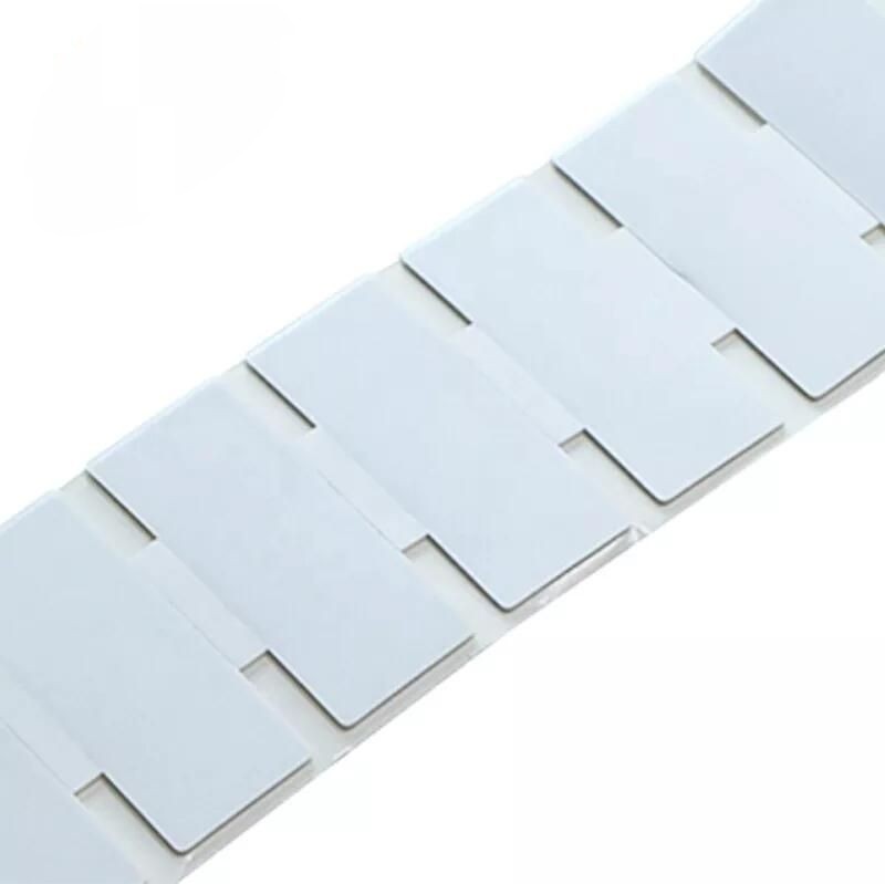 Étiquette RFID UHF anti-métal longue portée R6A/R6P/U8 sur étiquette métallique pour la gestion des actifs