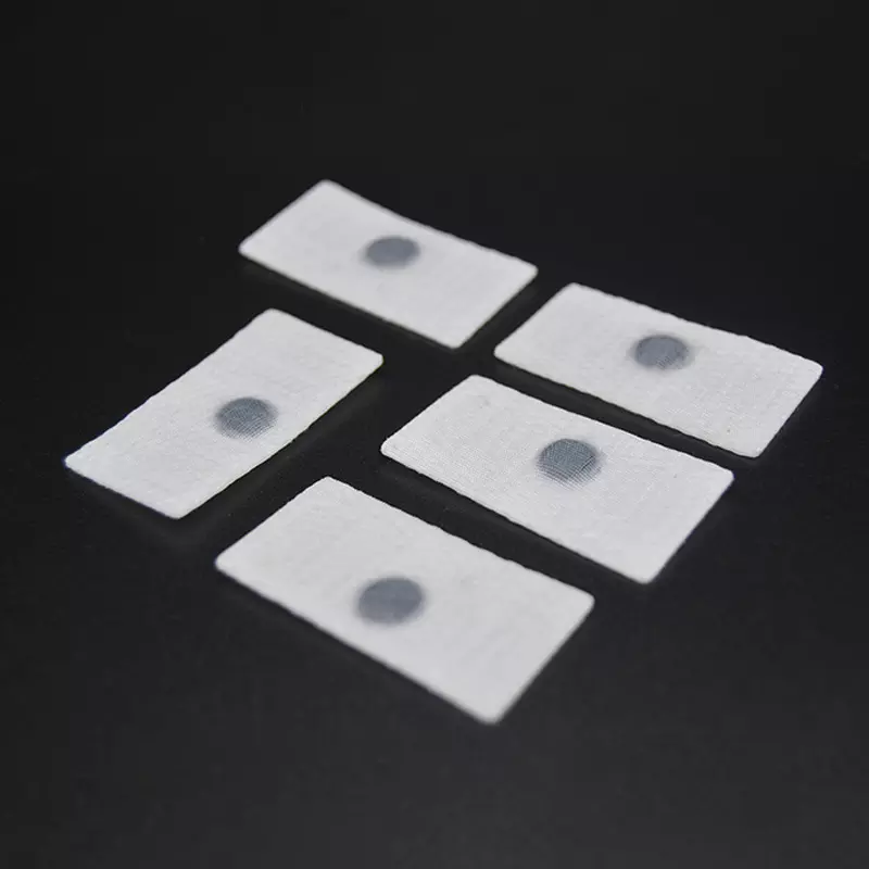 Étiquette de blanchisserie intelligente RFID en tissu flexible pour la gestion des stocks