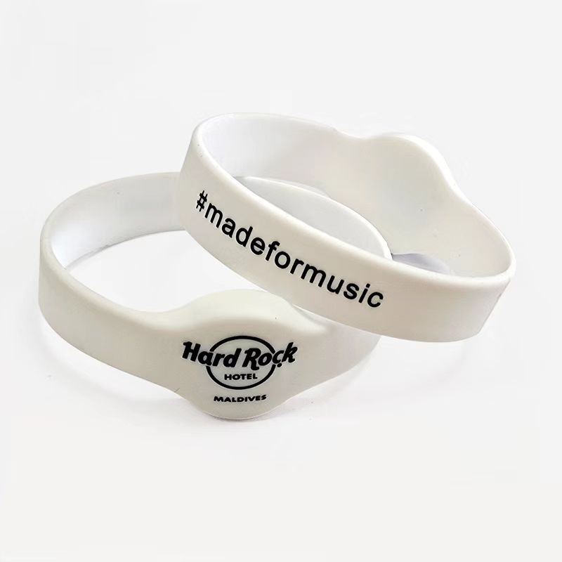 Bracelet en silicone avec logo personnalisé pour cadeaux promotionnels et commerciaux