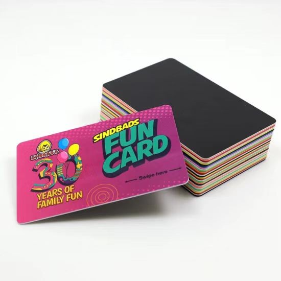 Carte magnétique RFID personnalisée, carte NFC de membre imprimée avec code-barres UV