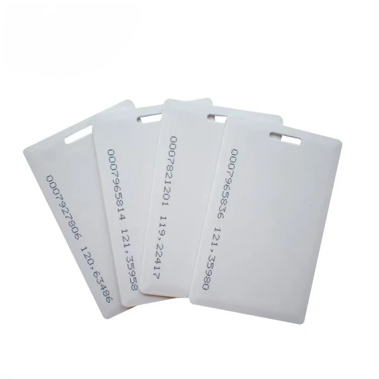 Carte RFID épaisse à clapet pour clé d'hôtel, carte RFID intelligente ABS