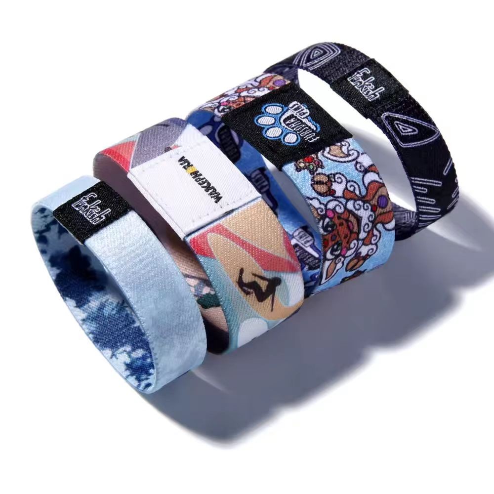 Bracelet tissé en polyester avec logo personnalisé et impression couleur pour festival