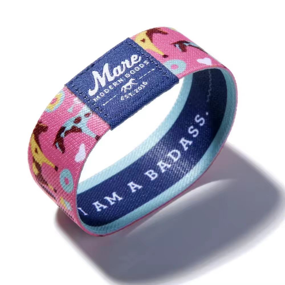 Bracelet tissé en polyester avec logo personnalisé et impression couleur pour festival