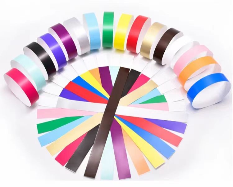 Bracelets jetables en papier synthétique