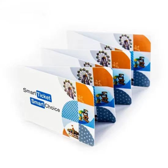 Carte en papier bio écologique avec puce RFID