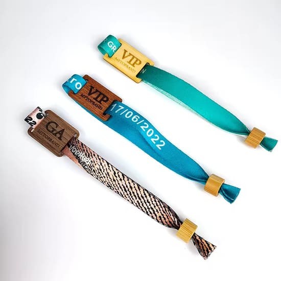 Bracelet RFID RPET écologique avec logo personnalisé 13,56 MHz pour festival sans espèces