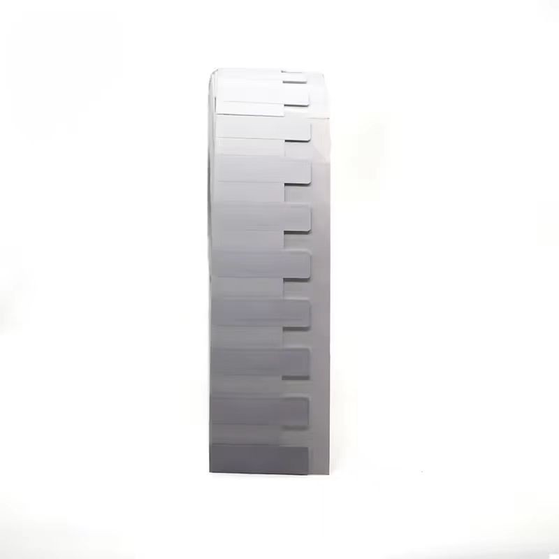 Étiquette flexible anti-métal UHF RFID longue portée pour le suivi des actifs