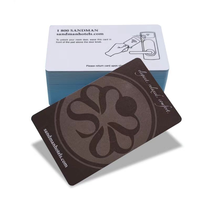 Carte d'accès RFID PVC personnalisée cryptée 13,56 MHz MIFARE 1K/4K pour hôtel