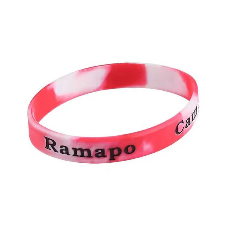 Fabrication de bracelets RFID, bracelets en caoutchouc personnalisés et bracelets en silicone