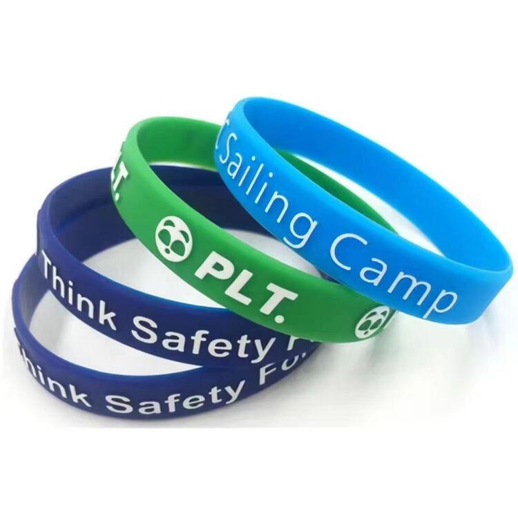Fabrication de bracelets RFID, bracelets en caoutchouc personnalisés et bracelets en silicone