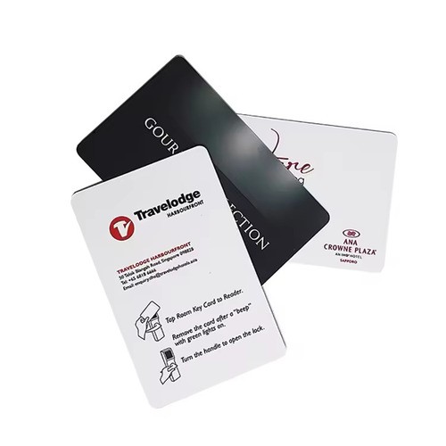 Carte NFC à impression personnalisée 13,56 MHz MF PVC RFID Carte-clé d'hôtel