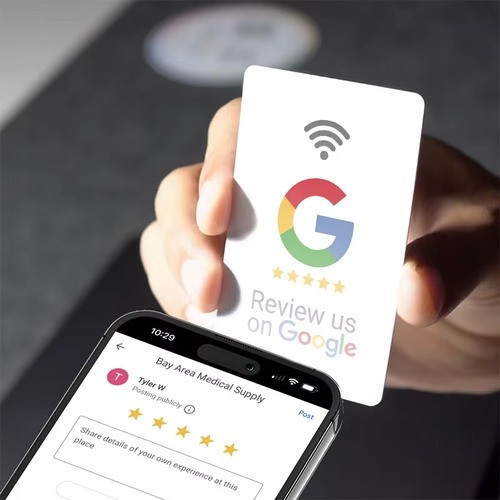 Carte PVC RFID programmable personnalisée, carte d'évaluation Google pour les réseaux sociaux NFC