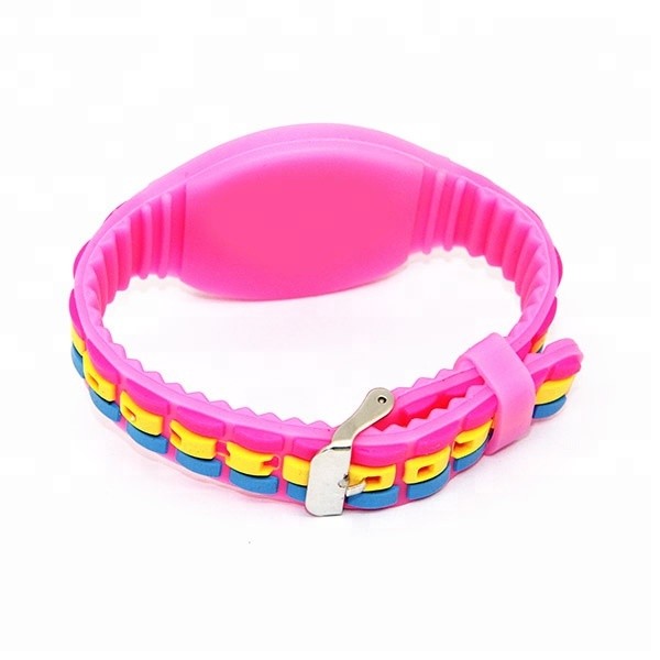 Bracelet en silicone RFID réglable et personnalisé