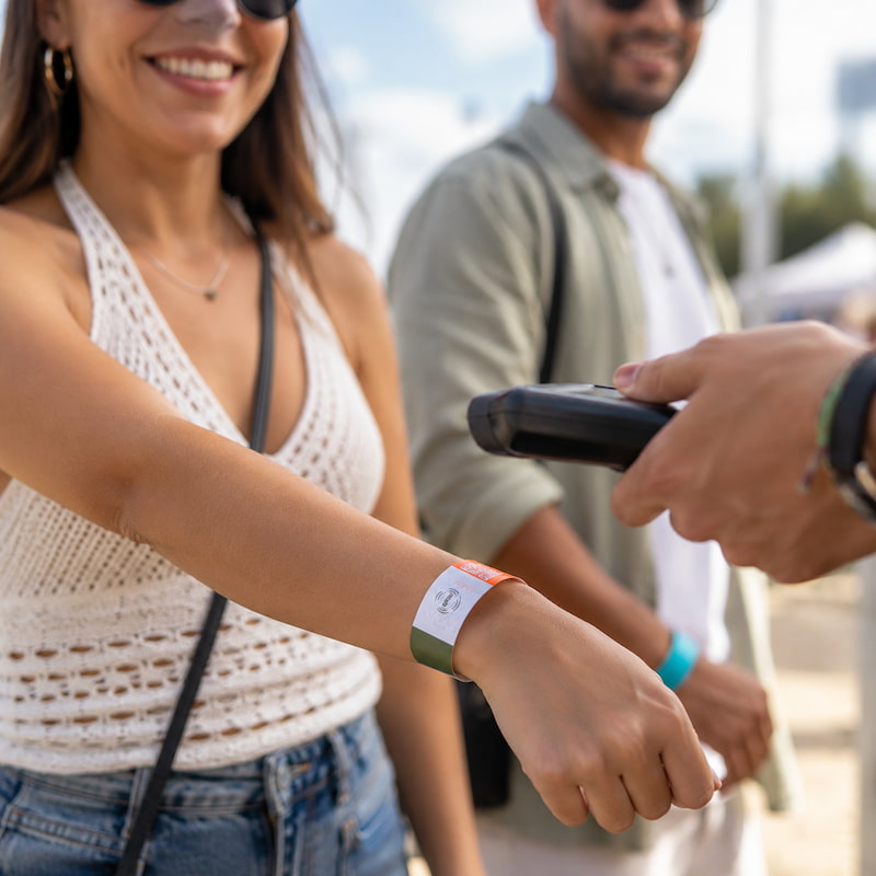 Silicone vs Disposable RFID Wristbands: Which Is Better for Events?