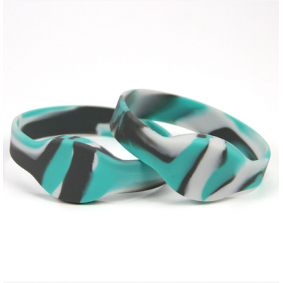 bracelet en silicone de couleurs mélangées